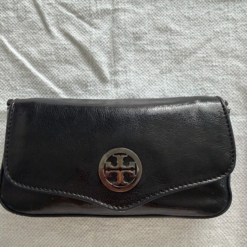 Black Tory Burch crossbody/clutch for sale in great condition!
